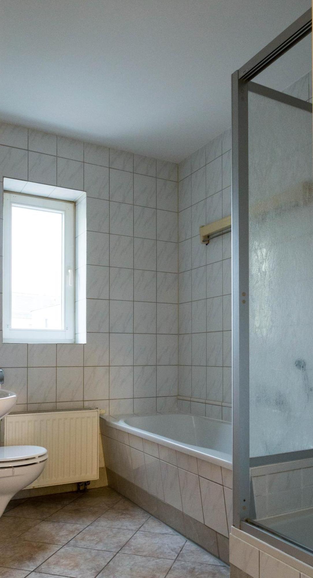 Apartment Studiowohnungen Am Neuberinhaus F&g *